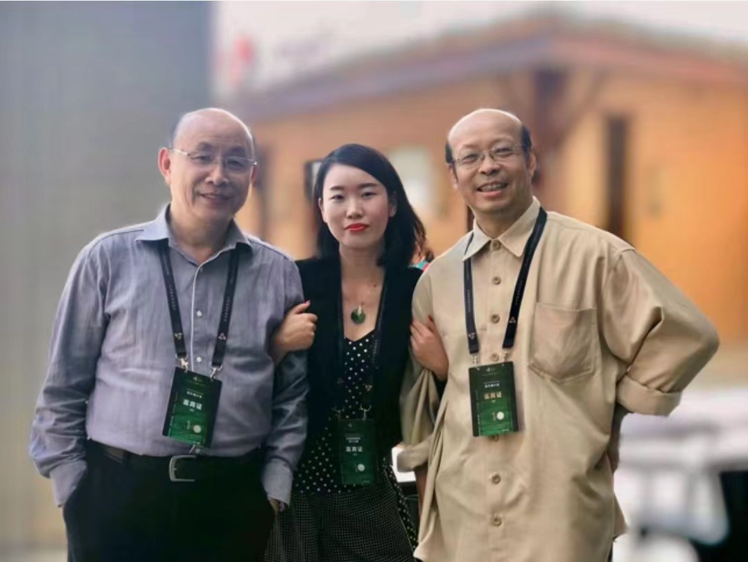 1654085439.jpg 1654085439.jpg