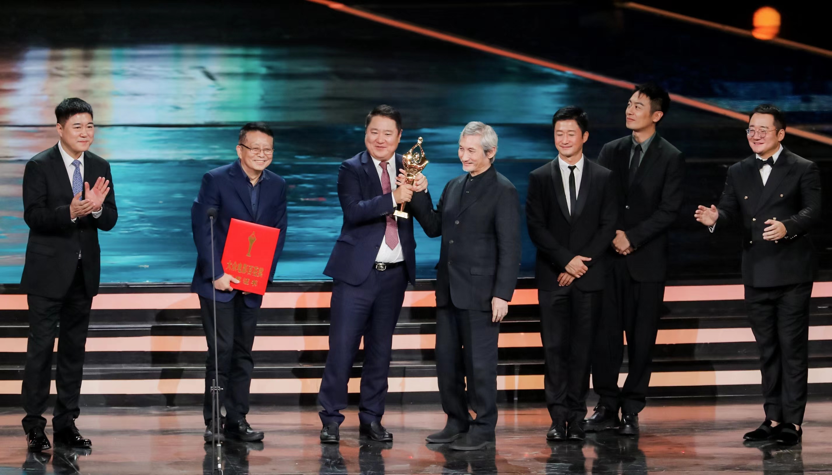 1659597744.jpg 1659597744.jpg